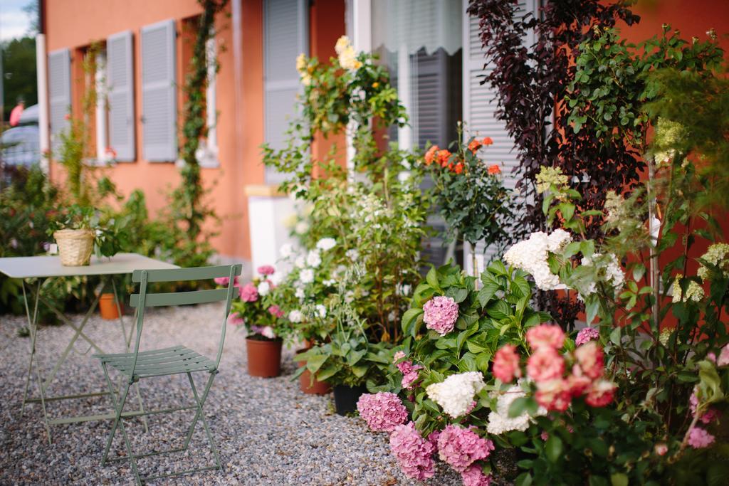 Agriturismo Familiare I Giardini Del Lago Varese Buitenkant foto